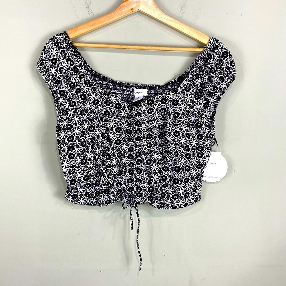 Japna: Smocked Cinched Tie Up‎ Stretchy Pattern Print Crop Top T-Shirt Large NWT